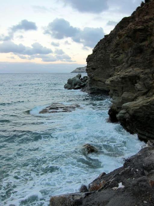 Lenico Beachfront Suites Agia Pelagia Kythira المظهر الخارجي الصورة